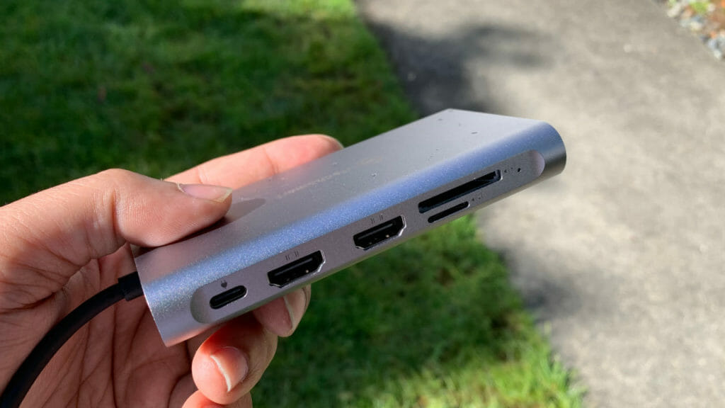 UtechSmart USB-C Docking Station Connection Ports